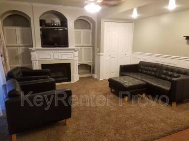 Main picture of 1686 Hickory Ln