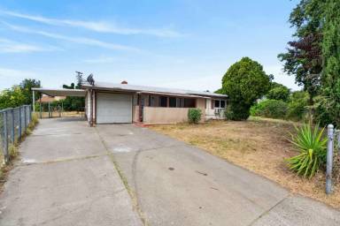 Main picture of 6428 Tapo Ct