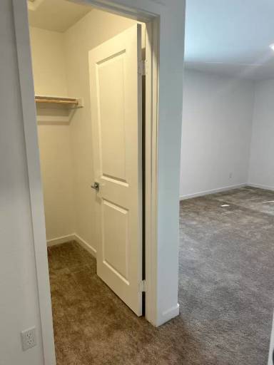 Main picture of 2752 Lake Mendoza St