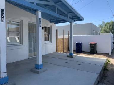 Main picture of 527 S Herbert Ave