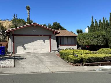 Main picture of 226 Sparrow Dr