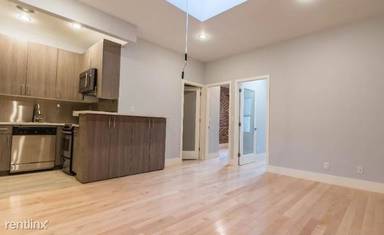 Main picture of 349 E 52nd St