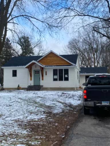 Main picture of 214 N 12th St