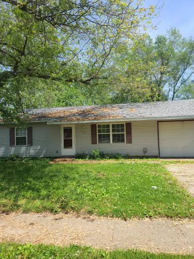 Main picture of 602 Dogwood Dr