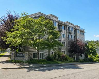 Main picture of 2200 Thorndyke Ave W
