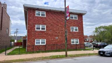 Main picture of 9036 S Cottage Grove Ave