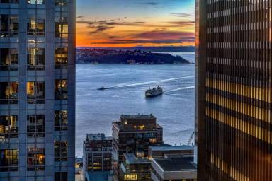 Main picture of 5th & Madison Condos