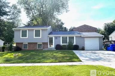 Main picture of 19152 Saint Johnsbury Ln