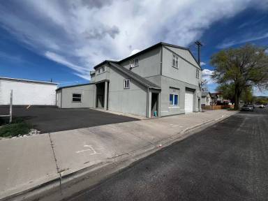 Main picture of 322 E Whitman St