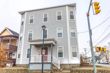 Main picture of 388 Auburn St