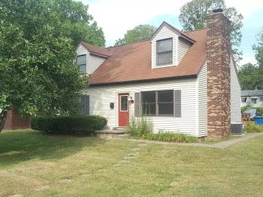 Main picture of 108 N Union St