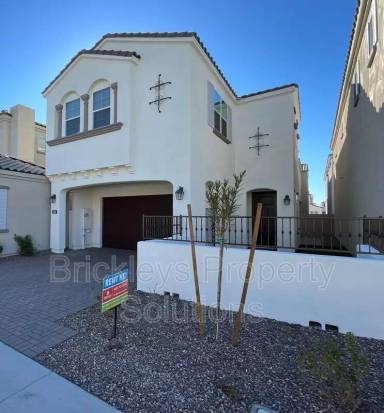 Main picture of 265 E Balsam Dr