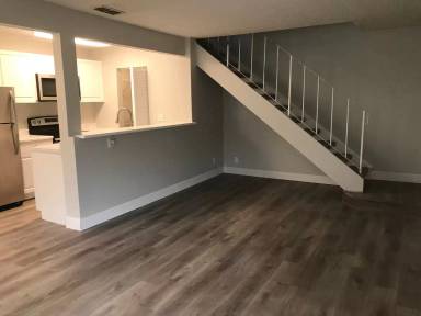 Main picture of 106 E Tiffany Dr