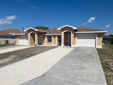 Main picture of 21 SE 23rd Pl
