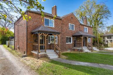 Main picture of 1039 Reinhard Ave