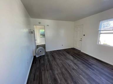 Main picture of 4476 36th St