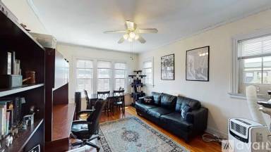 Main picture of 15 Glenville Ave