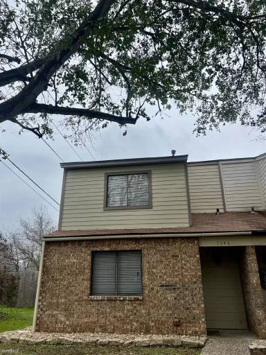 Main picture of 1346 Airline Dr
