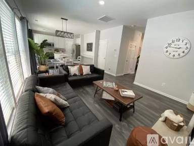 Main picture of 5028 Newport Landing Way
