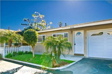 Main picture of 8086 Slater Ave