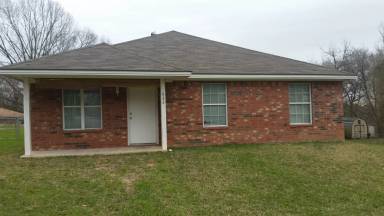 Main picture of 433 Sandra Jean St