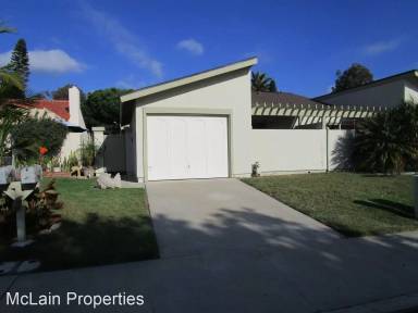 Main picture of 6434 Camino del Parque