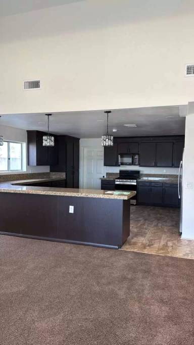 Main picture of 3012 Skipper St