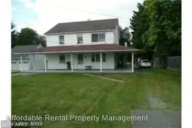 Main picture of 7504 Sharpsburg Pike