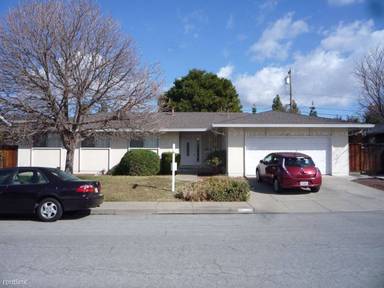 Main picture of 40732 Laguna Pl