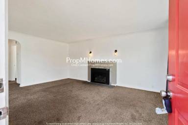 Main picture of 1226 25th St NE