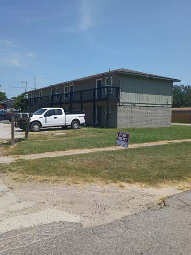 Main picture of 3711 Birnie Ave