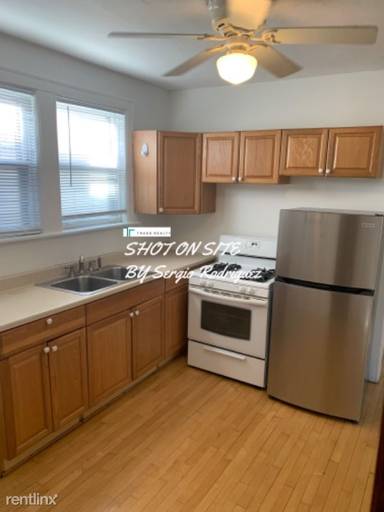 Main picture of 2349 W Grace St