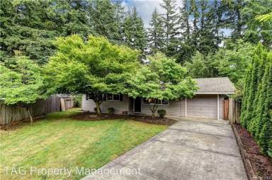 Main picture of 1322 165th Ave NE