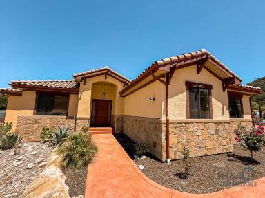 Main picture of 13815 Woods Valley Ct