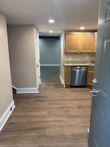 Main picture of 330 Linden Ave