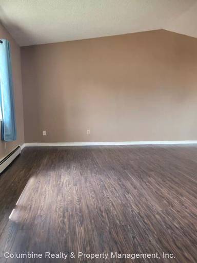 Main picture of 3226 Bunting Ave