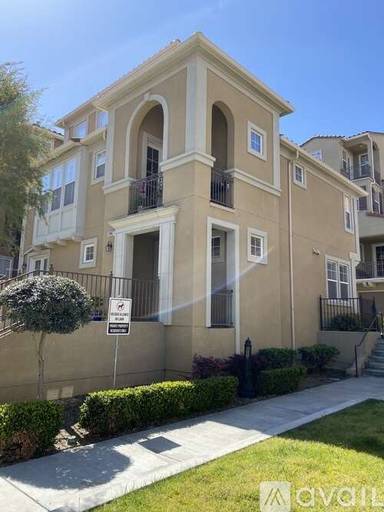 Main picture of 2067 Mary Helen Ln