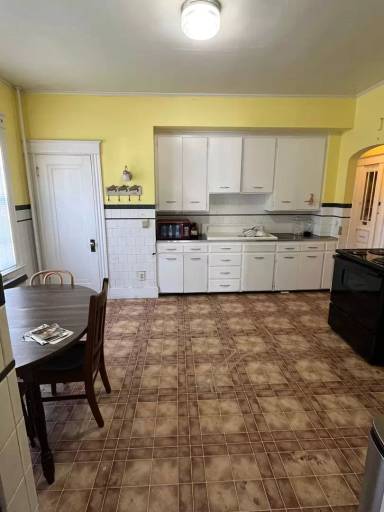 Main picture of 202 Sabattus St