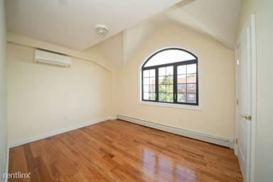 Main picture of 2814 45th St