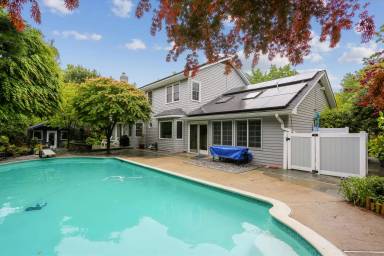 Main picture of 1755 Glastonberry Rd