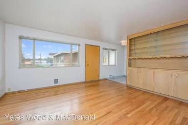 Main picture of 7215 Linden Ave N