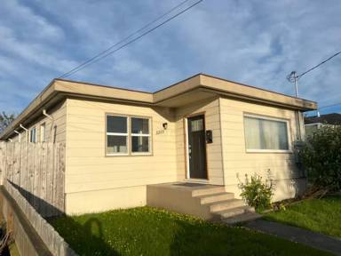 Main picture of 3223 Nevada St