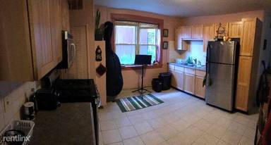 Main picture of 2818 W Barry Ave