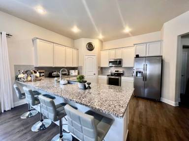 Main picture of 9304 Saratoga Ave