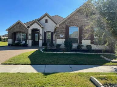 Main picture of 9885 Baltic Ln