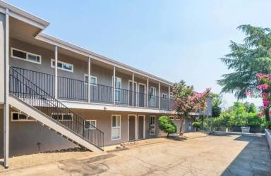 Main picture of 1425 Magnolia Ave