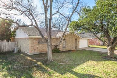 Main picture of 2908 Oakside Dr