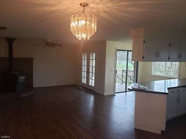 Main picture of 12480 Howell Prairie Rd NE