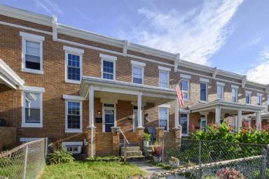 Main picture of 1109 W 40th St