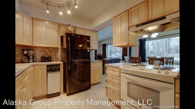 Main picture of 22606 Northwoods Dr